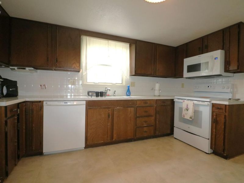 2860 St Rt 103, Willard, OH 44890 Photo 9