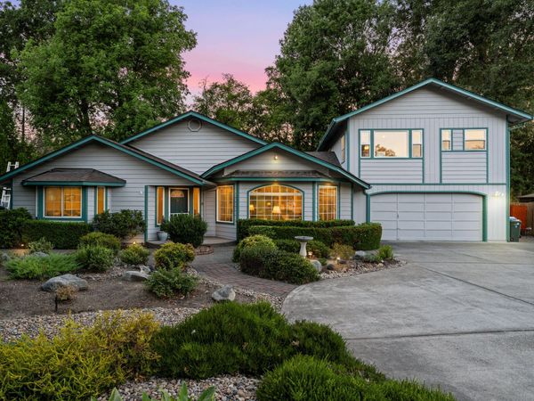 139 Belindy Circle, Grants Pass, OR 97527