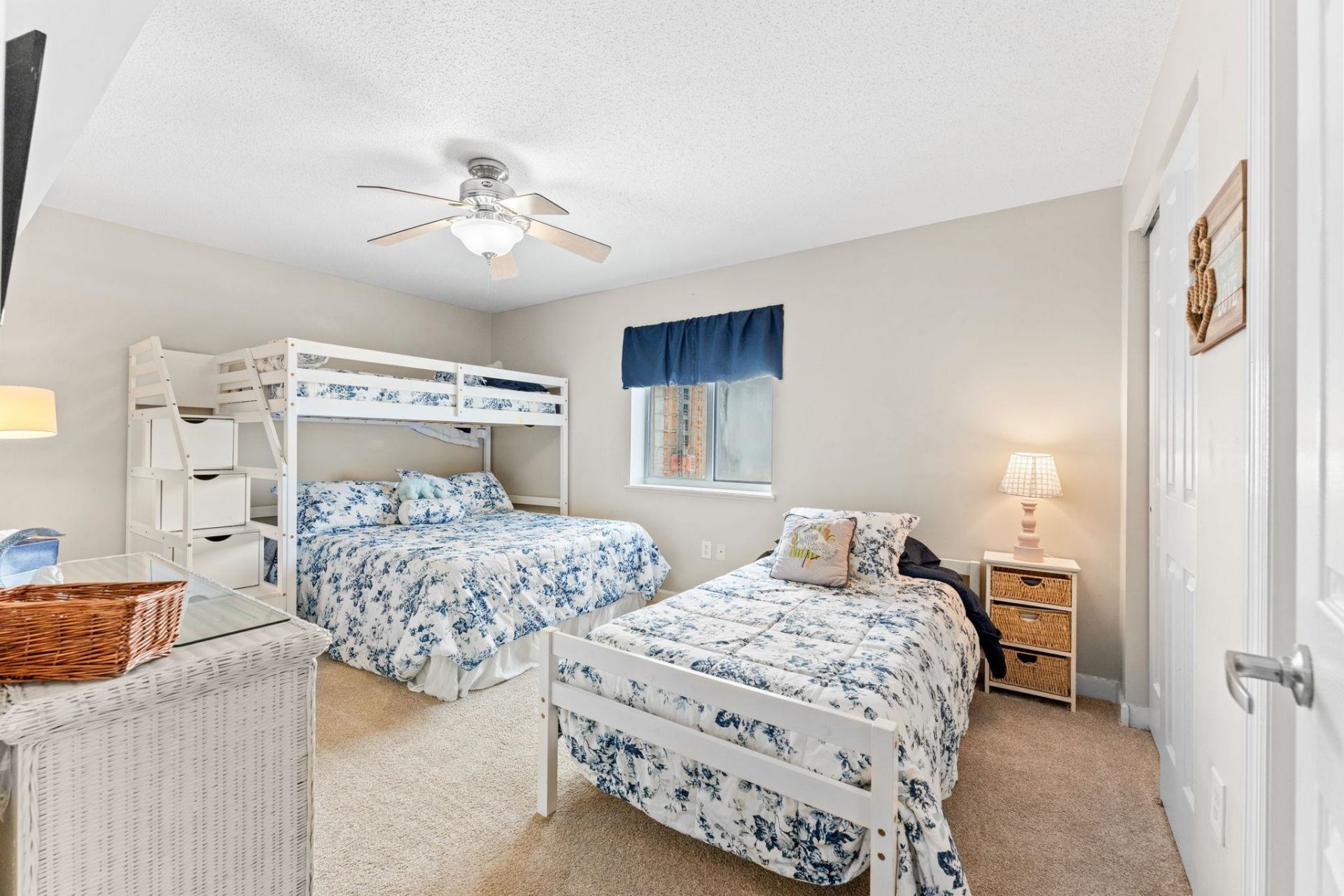 1707 Perrin Dr. Photo 12