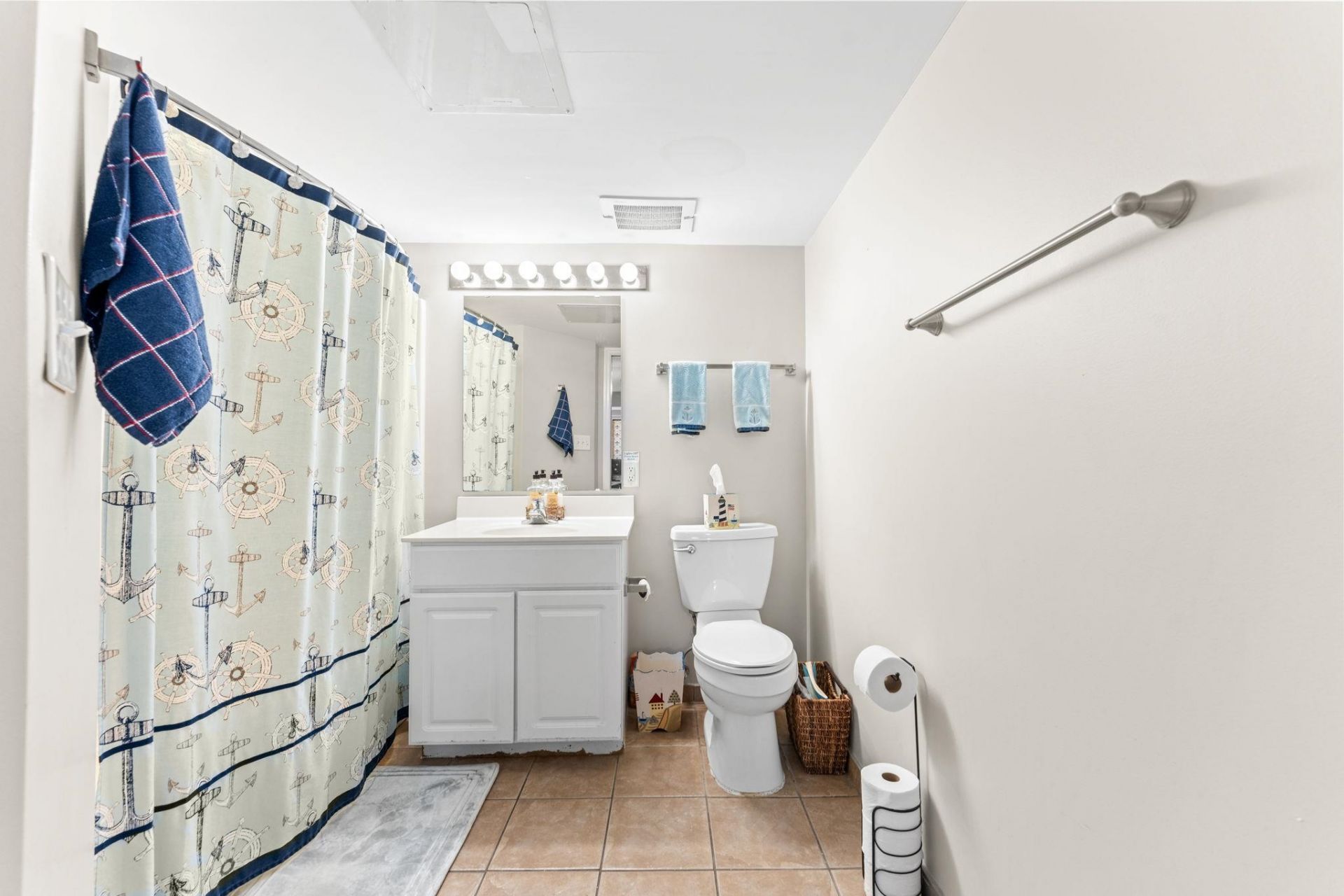 1707 Perrin Dr. Photo 17