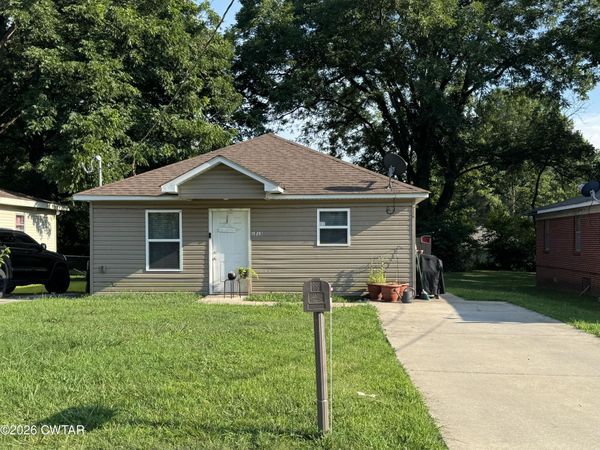 1713 Schaffer Street , Dyersburg, TN 38024