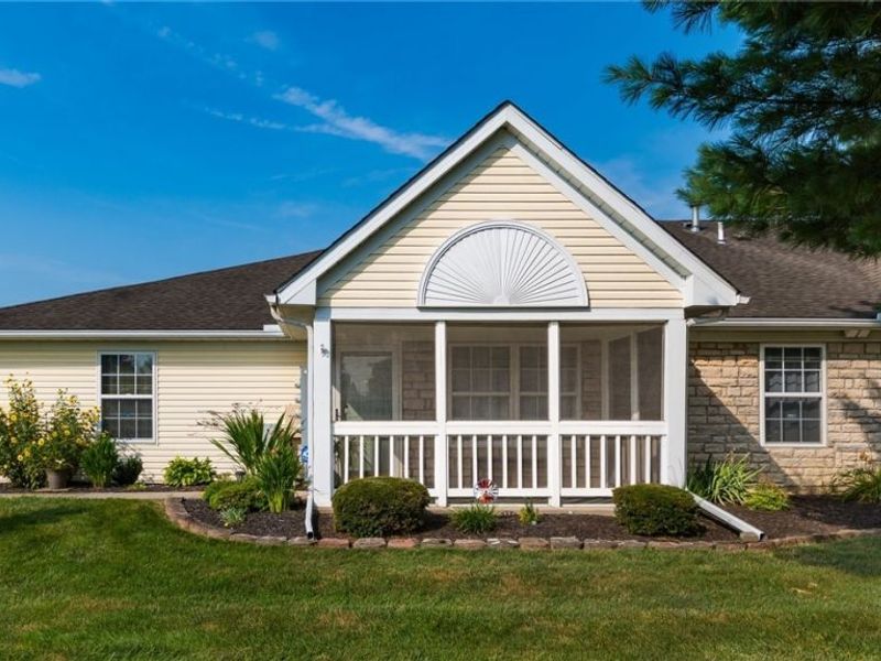 291 C Goosepond Road, Newark, OH 43055 Photo 1