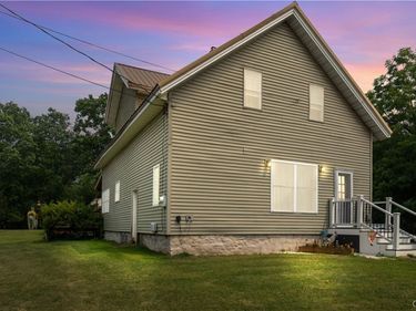 218 S Main St , Naples, NY 14512