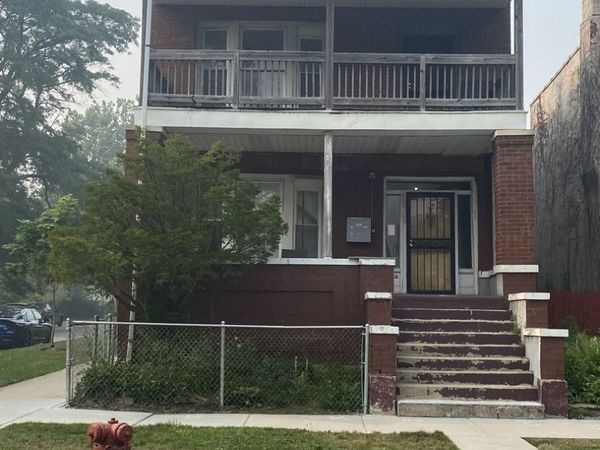 2704 E 77th Street , Unit 2, Chicago, IL 60649