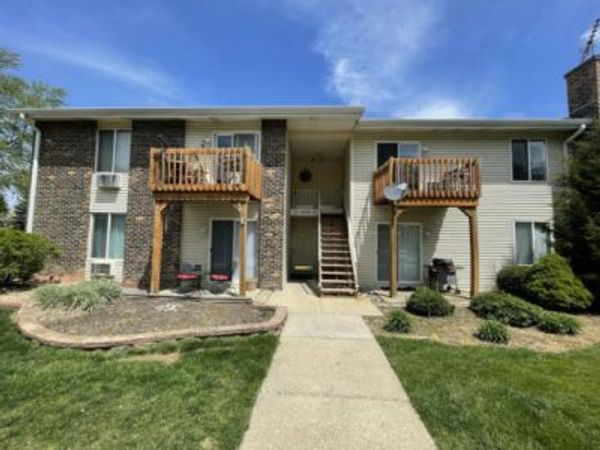 2800 Light Road , Unit 112, Oswego, IL 60543