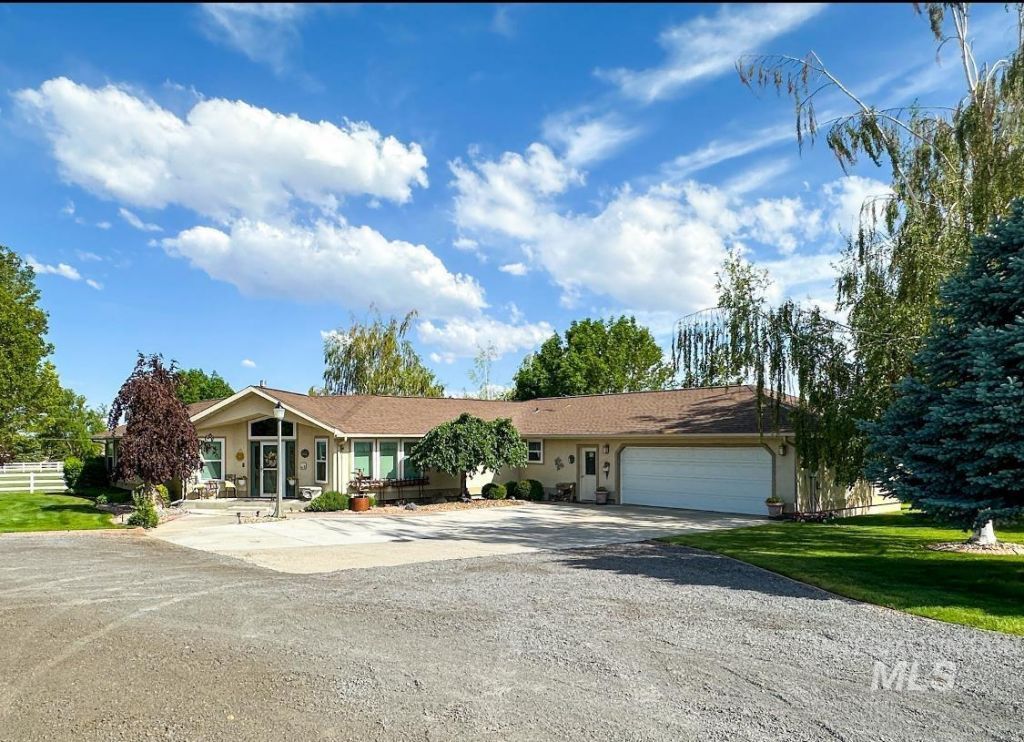 535 S 100 E, Jerome, ID 83338 Main Photo