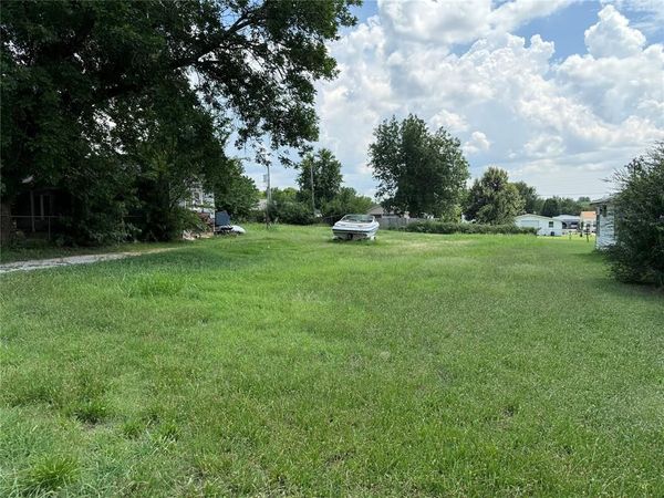 1615 E Lincoln Avenue, Guthrie, OK 73044