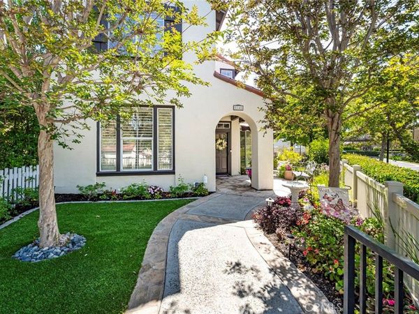 14 Paseo Vecino , Rancho Santa Margarita, CA 92688