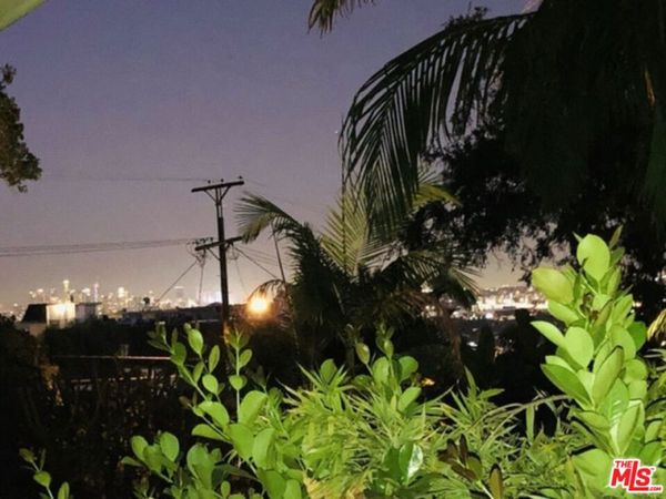 1215 Hilldale , Los Angeles, CA 90069
