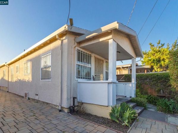 1031 70th Ave , Oakland, CA 94621