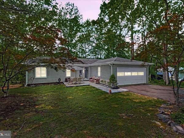 137 EAGLE COURT , LOCUST GROVE, VA 22508