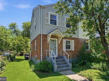 2033 ARLINGTON TERRACE, ALEXANDRIA, VA 22303