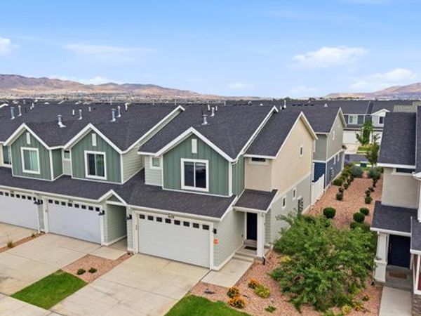 1098 E WATERWAY LN , Saratoga Springs, UT 84045