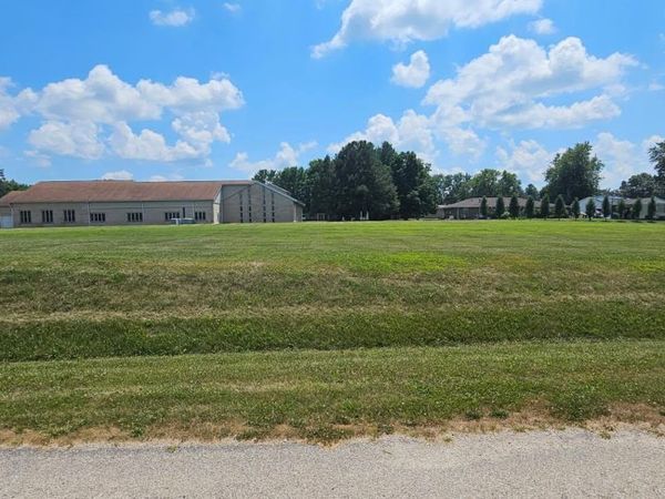 108 COTTONWOOD Court, Williamsfield, IL 61489