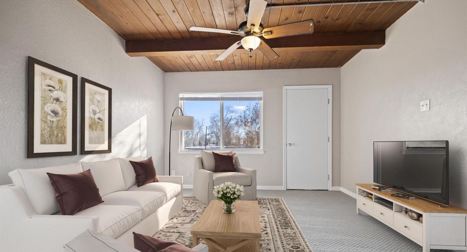 695 Denslowe Drive, Unit B, Reno, NV 89502 Photo