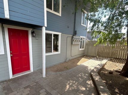 695 Denslowe Drive, Unit B, Reno, NV 89502 Photo