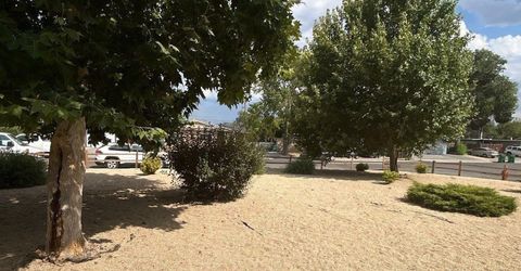 695 Denslowe Drive, Unit B, Reno, NV 89502 Photo