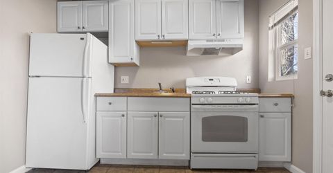 695 Denslowe Drive, Unit B, Reno, NV 89502 Photo