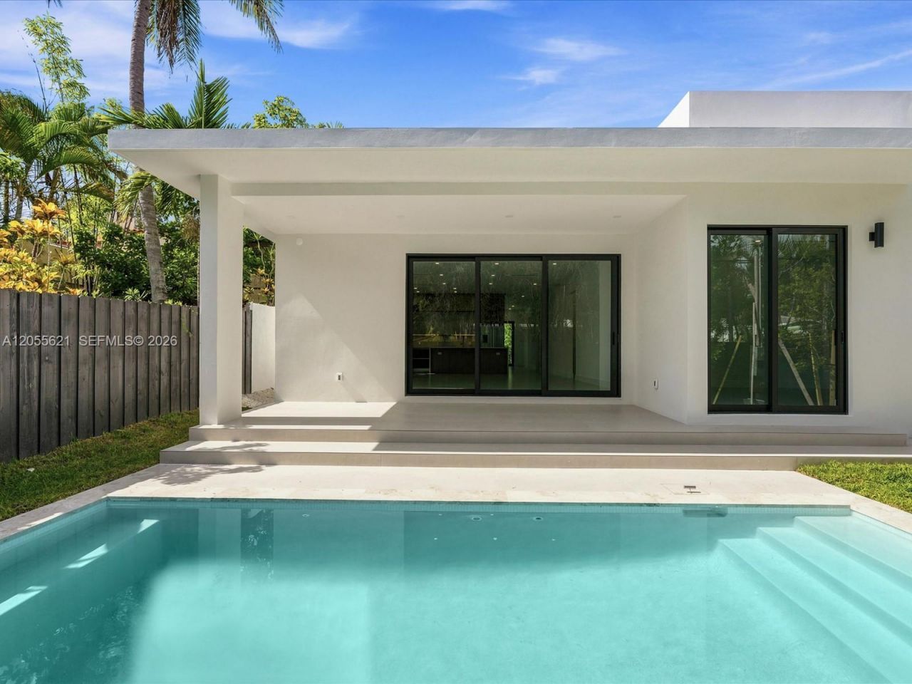 1621 SW 11th Ter , Miami, FL 33135 Photo