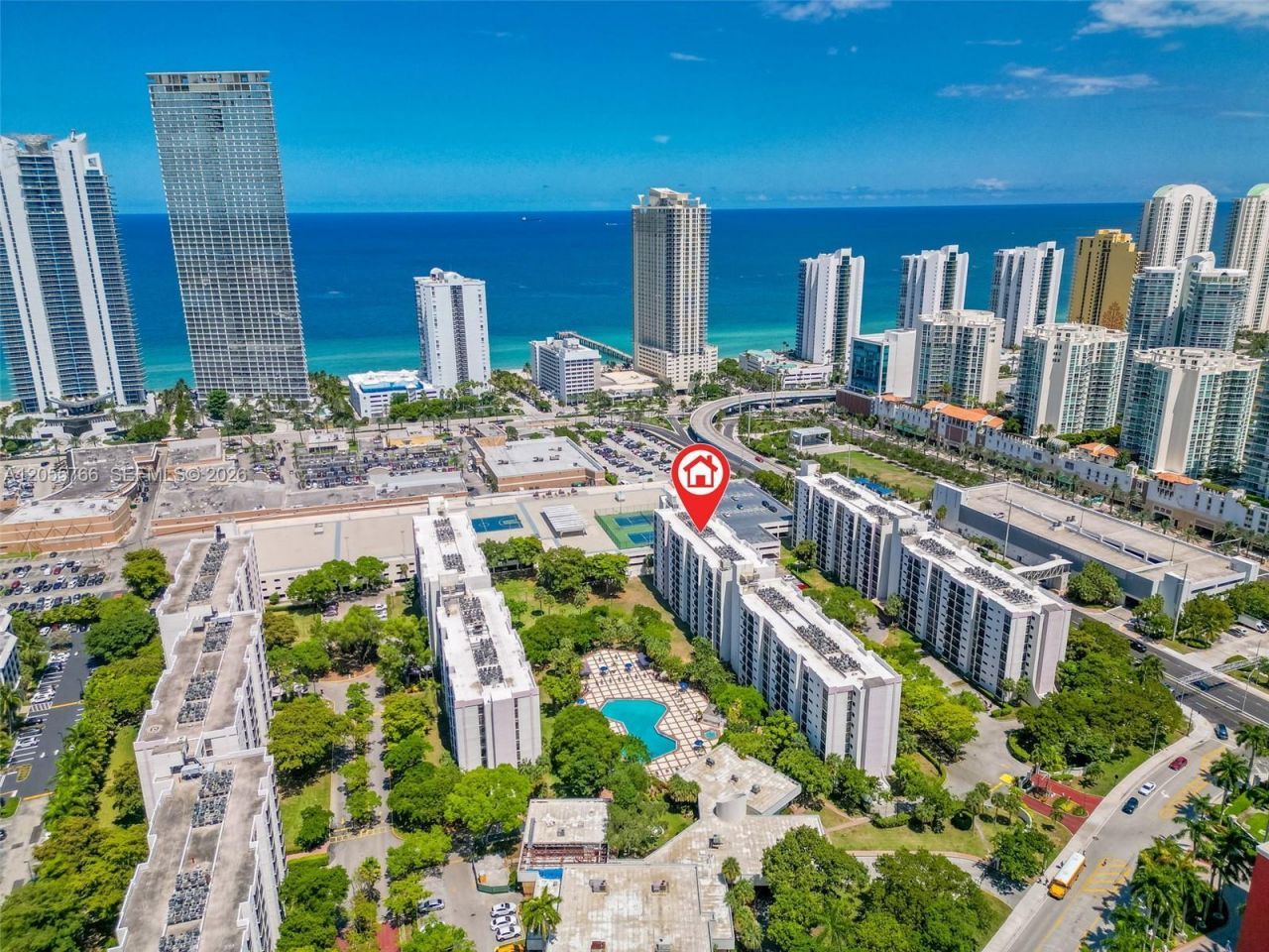 16919 N Bay Rd , Unit 821, Sunny Isles Beach, FL 33160 Photo