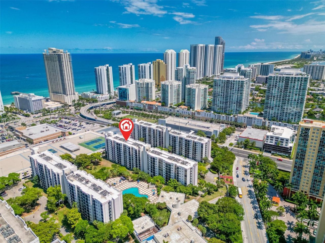 16919 N Bay Rd , Unit 821, Sunny Isles Beach, FL 33160 Photo
