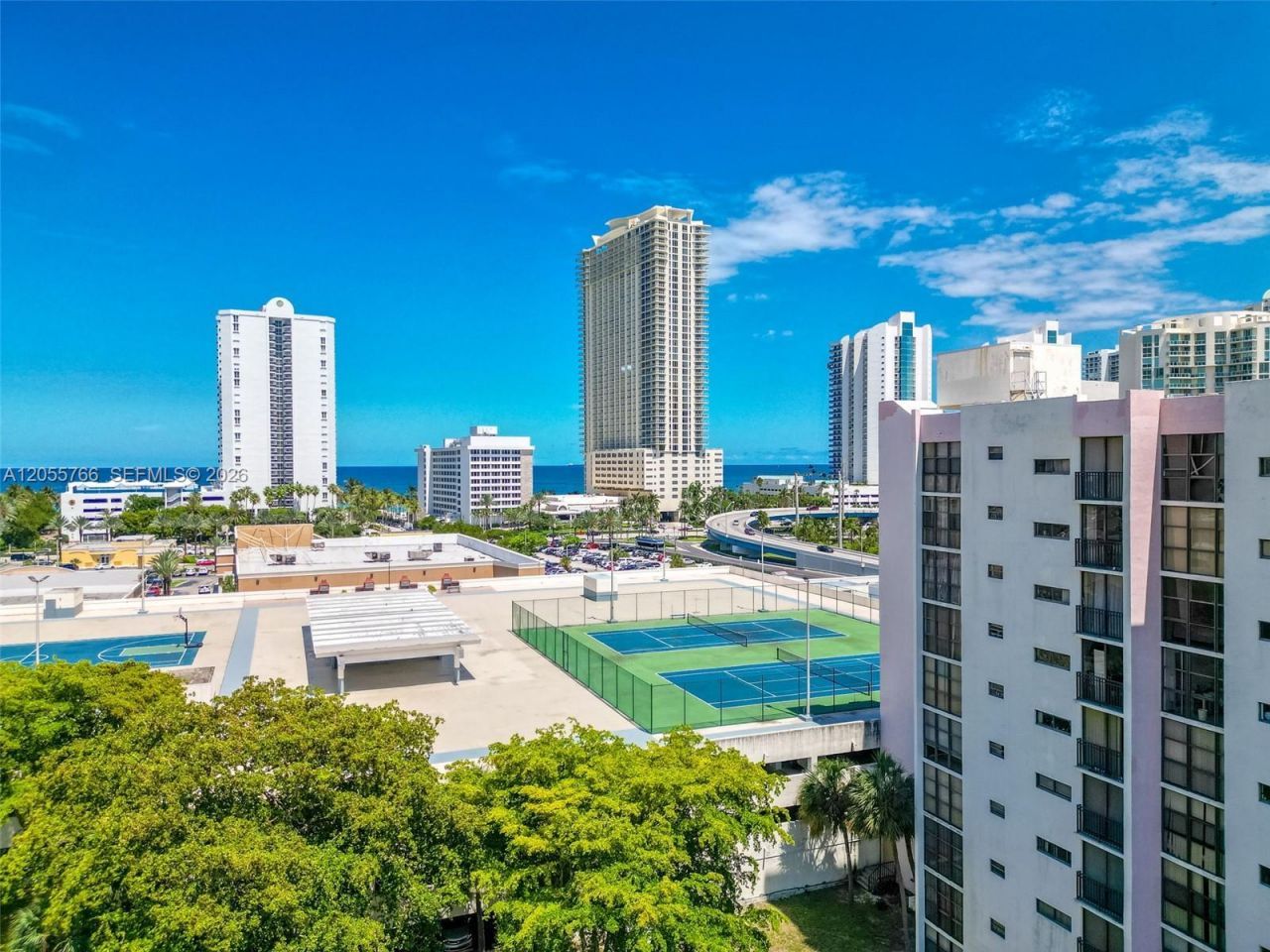 16919 N Bay Rd , Unit 821, Sunny Isles Beach, FL 33160 Photo