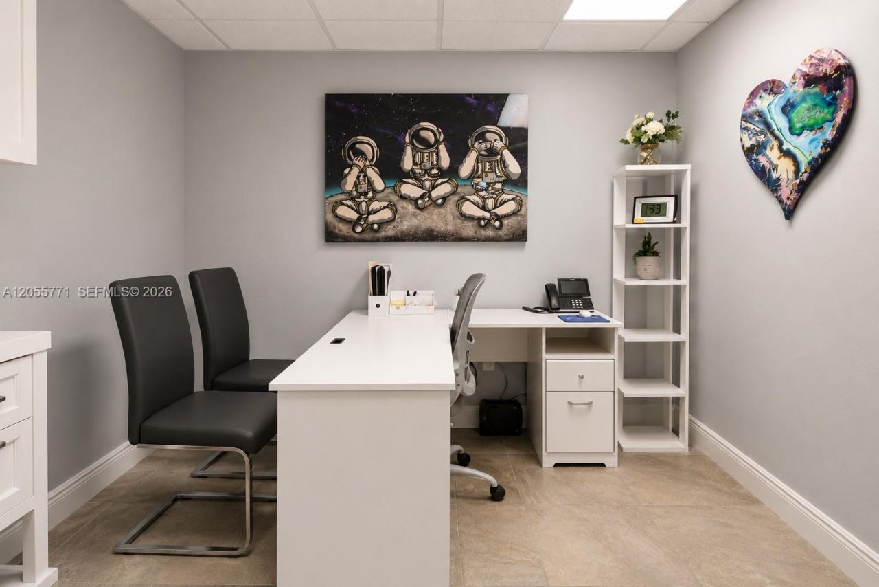 555 Biltmore Way, Unit 205, Coral Gables, FL 33134 Photo