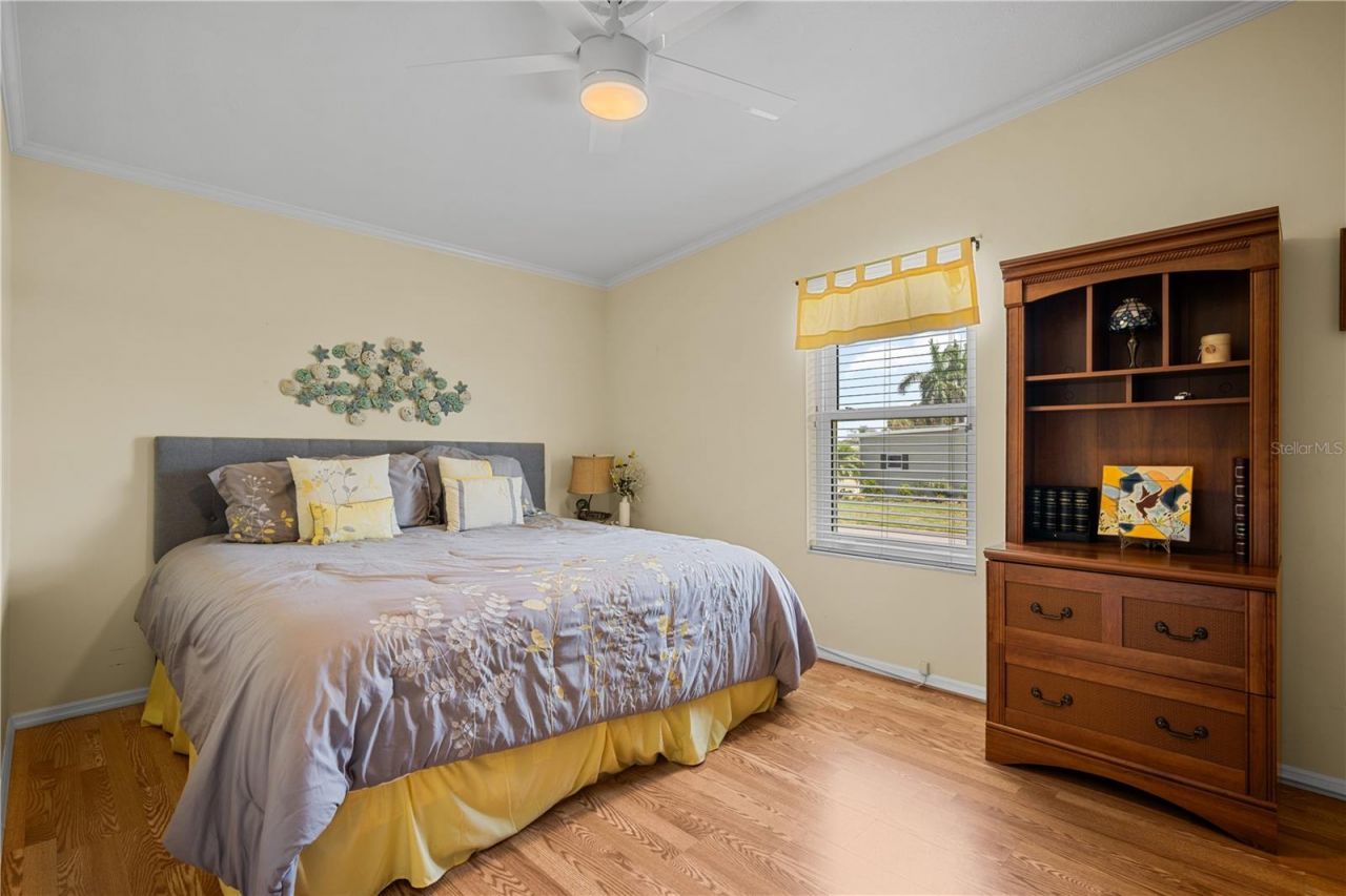 8433 Regal Way, Palmetto, FL 34221 Photo