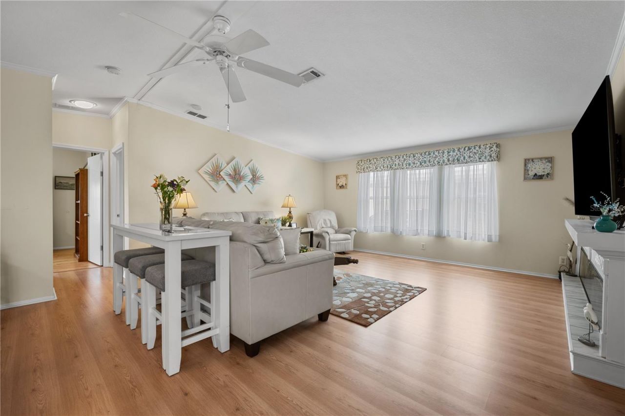 8433 Regal Way, Palmetto, FL 34221 Photo