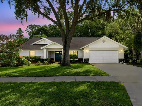 785 CENTERWOOD DRIVE, TARPON SPRINGS, FL 34688