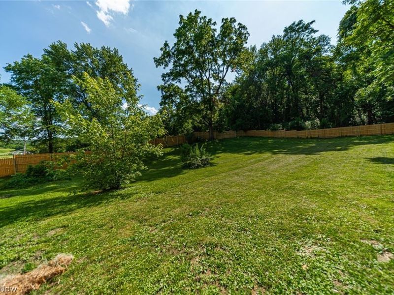1521 Adamsville Road, Zanesville, OH 43701 Photo 6