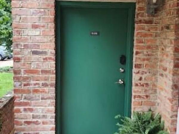 2718 Painter Ave, Knoxville, TN 37919