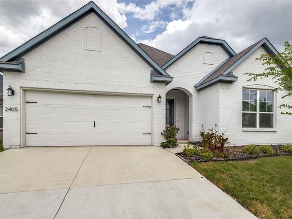 2405 Donella Drive, Denton, TX 76207