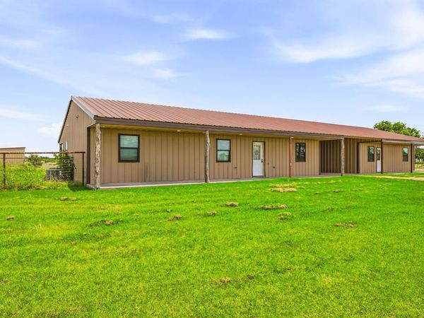 341 Wesley Chapel Road, Jacksboro, TX 76458