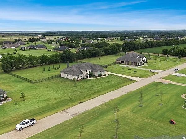 330 Waterview Drive, Gunter, TX 75058