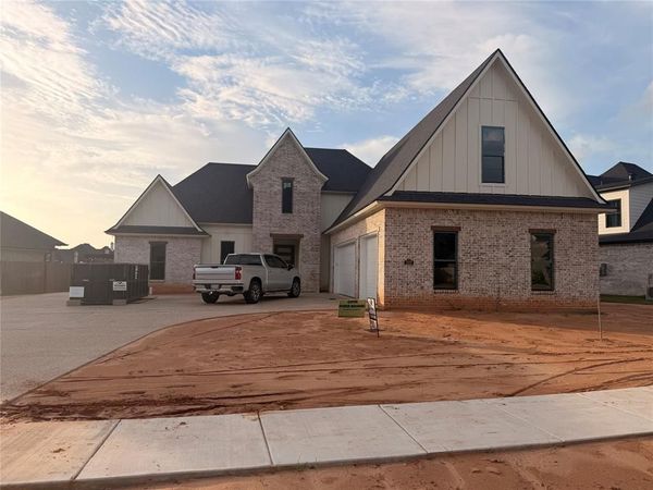 222 Conti Way , Bossier City, LA 71111