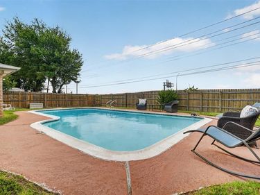 5016 Saint Lawrence Road, Fort Worth, TX 76103