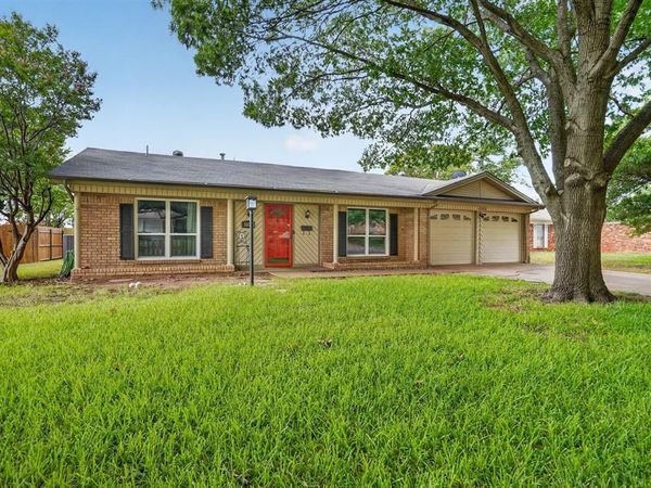 5016 Saint Lawrence Road, Fort Worth, TX 76103