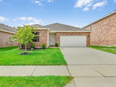 4929 Knob Drive, Fort Worth, TX 76179