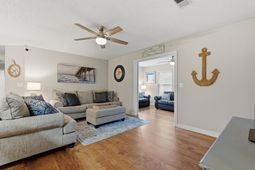 4305 Lotus Ct.  photo 4