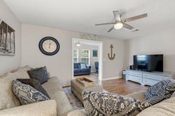 4305 Lotus Ct.  photo 4