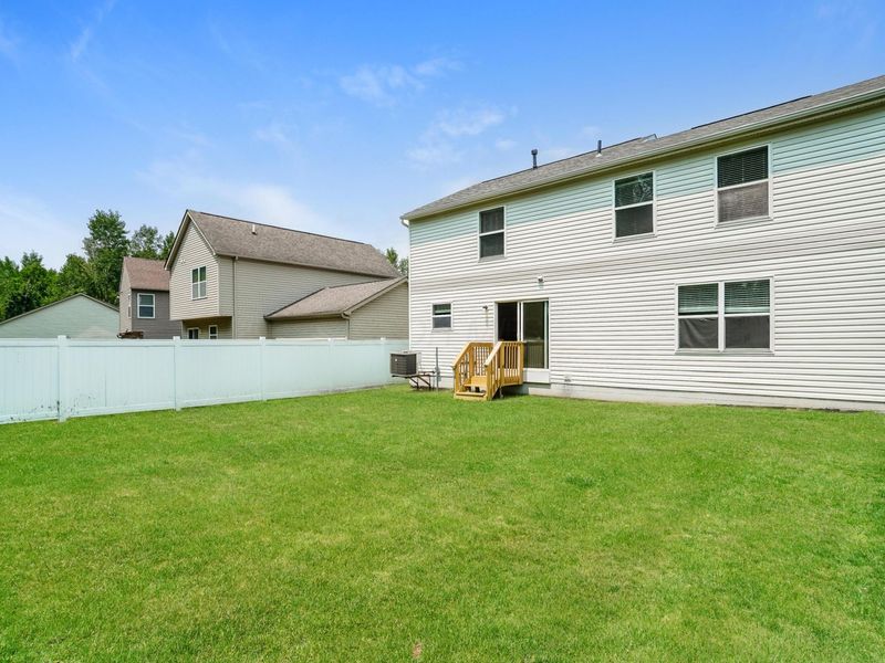 8245 Crete Lane , Blacklick, OH 43004 Photo 15