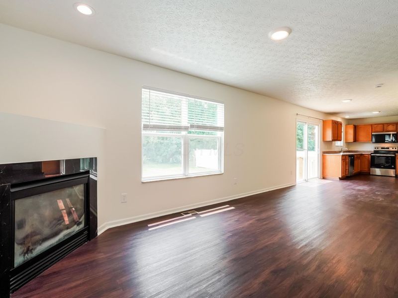 8245 Crete Lane , Blacklick, OH 43004 Photo 7