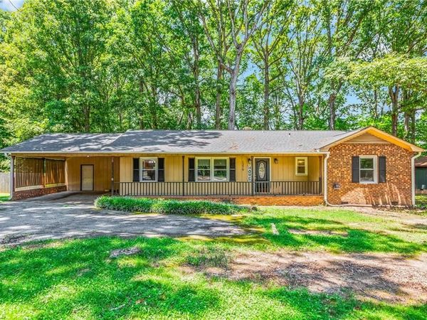 1279 Piney Grove Road , Kernersville, NC 27284