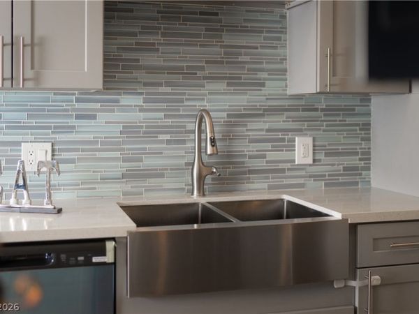 3318 N DECATUR Boulevard , Unit 2143, Las Vegas, NV 89130