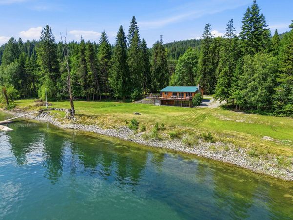 161 Alaska Ln S , Cusick, WA 99119