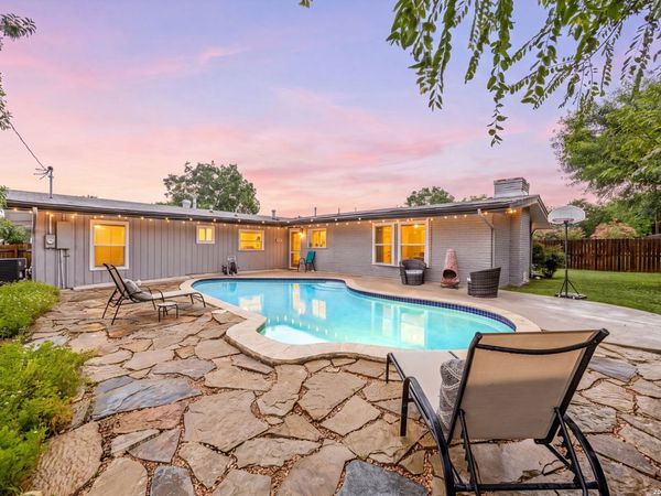 359 REXFORD DR, San Antonio, TX 78216