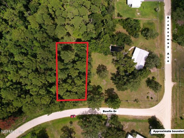 114 BOWFIN Drive, Satsuma, FL 32189