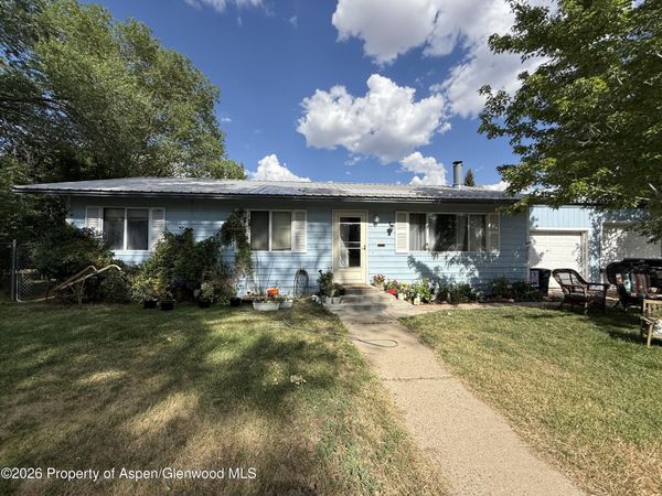 915 Washington Street, Craig, CO 81625