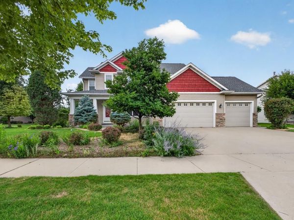 3655 Stone Point Drive NE, Rochester, MN 55906